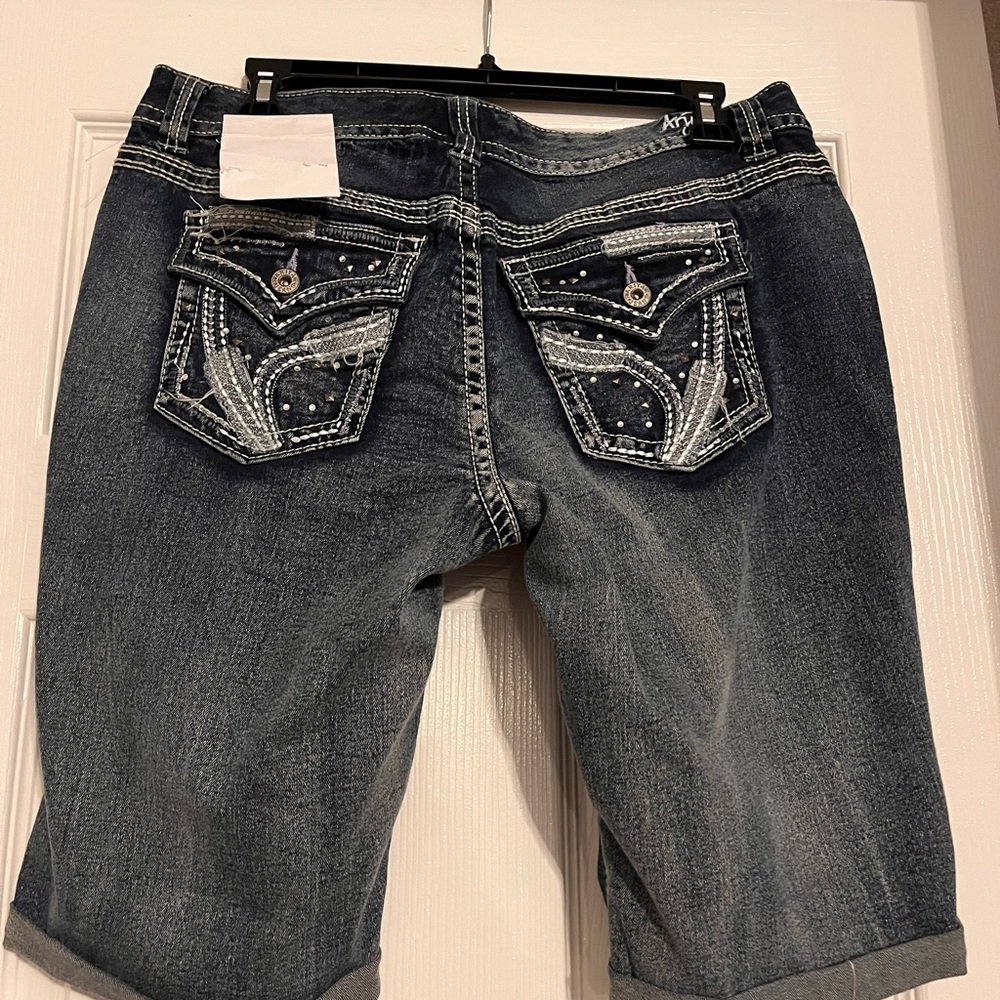 Denim shorts - Picture 3 of 5